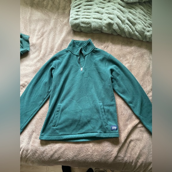 Gap green fuzzy sweater XS - Picture 1 of 2
